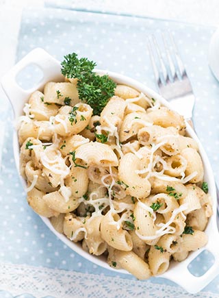Garlic Bread Crumb Pasta